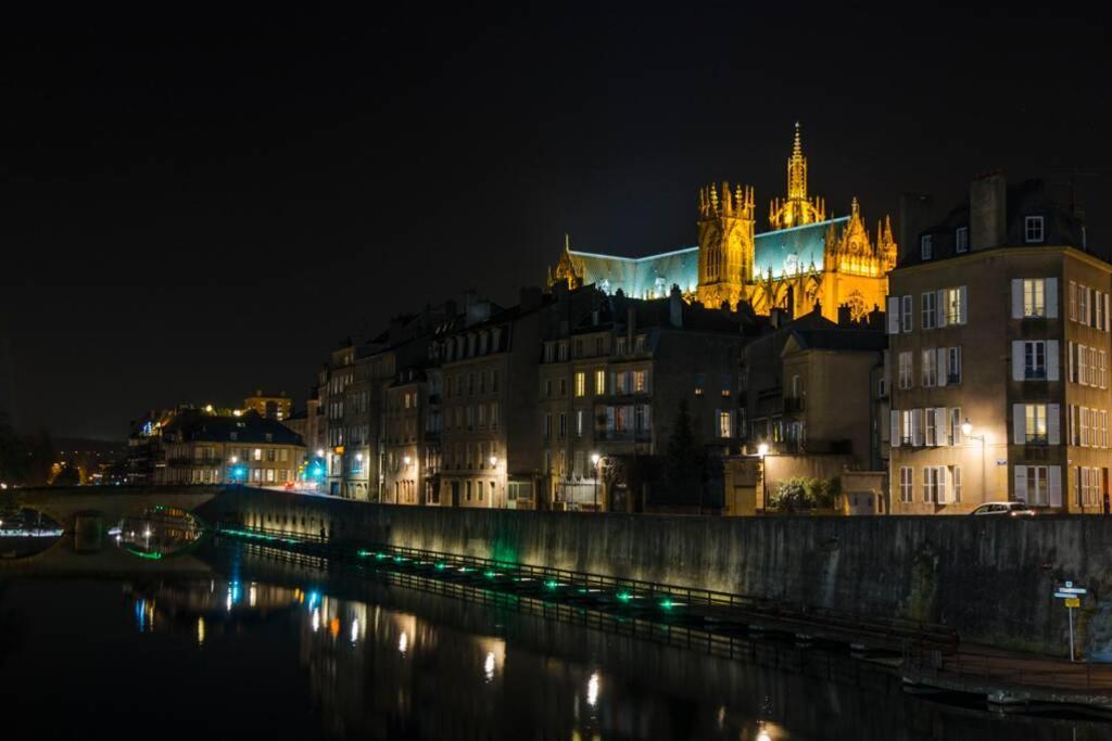 La Chambre Noire Au Coeur De Metz Buitenkant foto